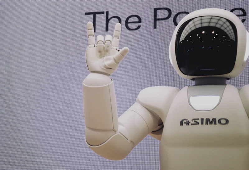 Robô de bancada usado em desenvolvimento de visão computacional